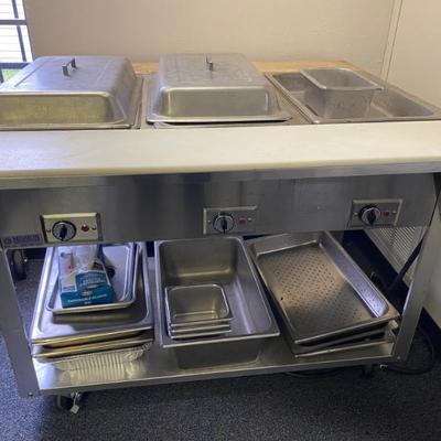 Electric warmer server with trays