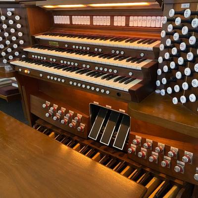 rodgers 945 oxford organ