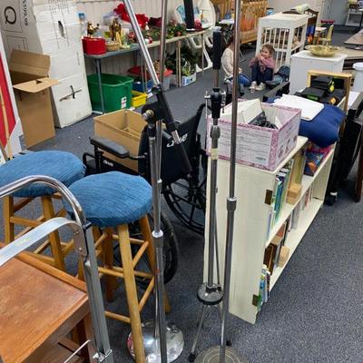 Sale Photo Thumbnail #45: Mic Stands 
