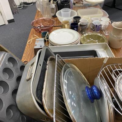 Sale Photo Thumbnail #47: Kitchen misc 