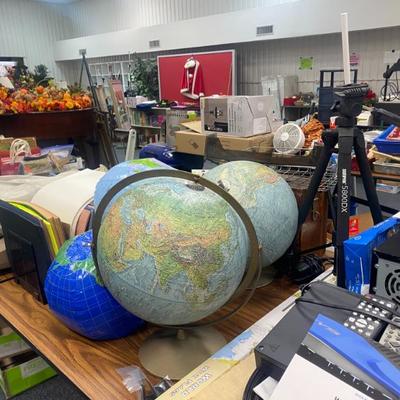 Sale Photo Thumbnail #63: Vintage Globes 