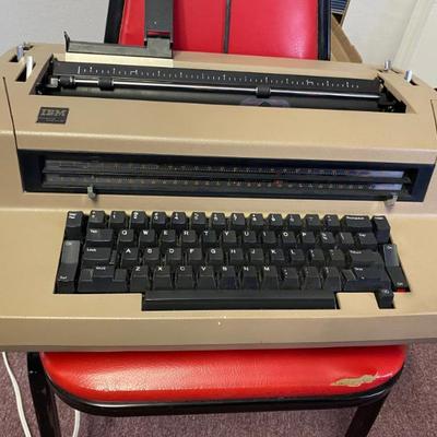 Electric typewriter