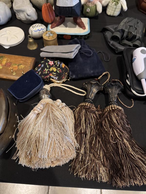 Sale Photo Thumbnail #164