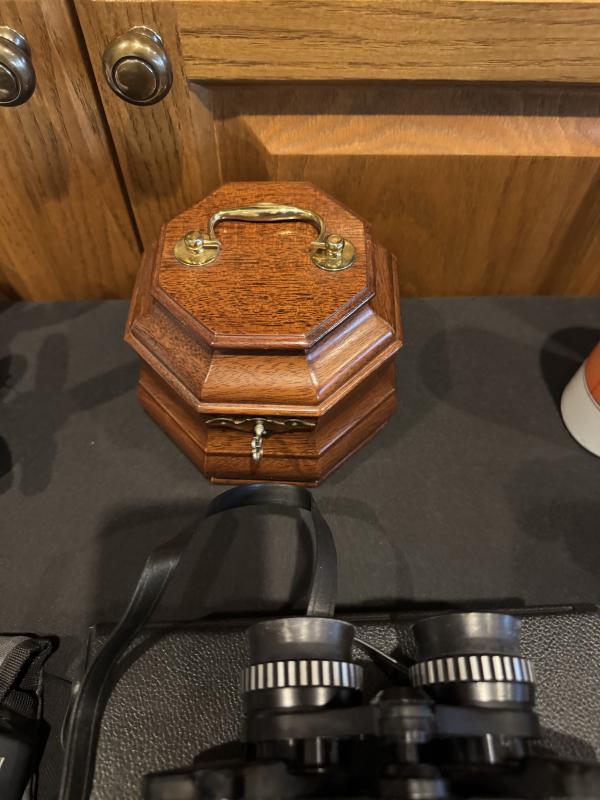 Sale Photo Thumbnail #153