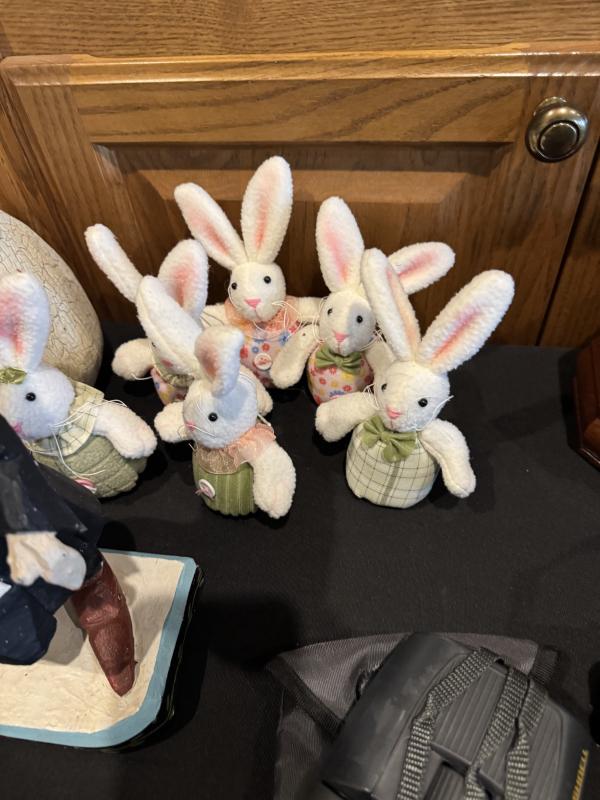 Sale Photo Thumbnail #152