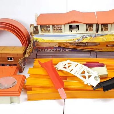 Vintage Hot Wheel Redline Era Thunder Run Set With Train, Plus Super Chargers, Strip Track, More