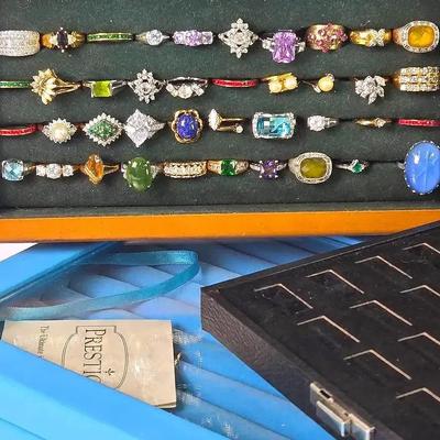 Costume Jewelry Rings With Ring Storage