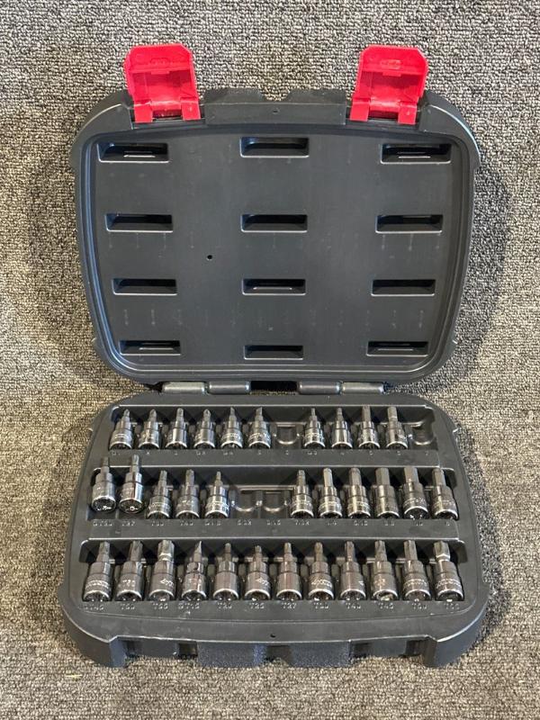 Sale Photo Thumbnail #26