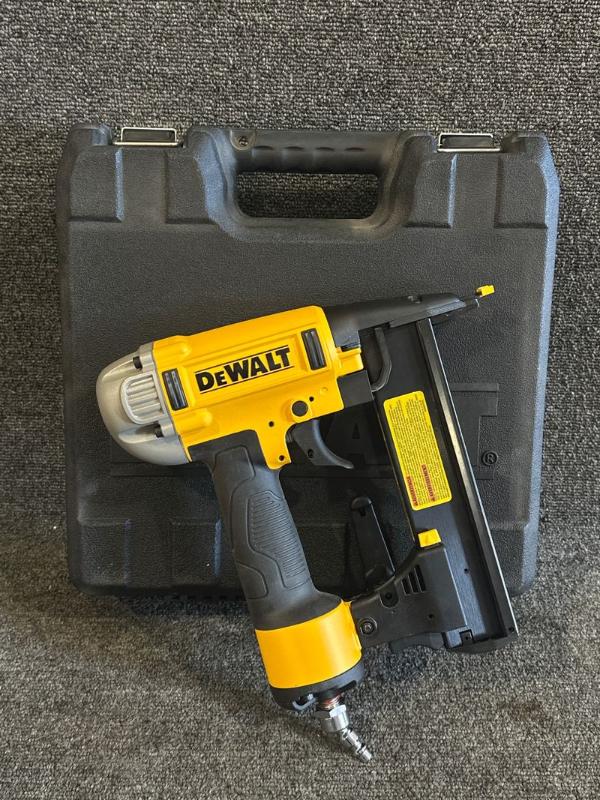 Sale Photo Thumbnail #23