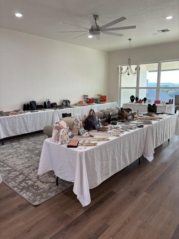 Sale Photo Thumbnail #7