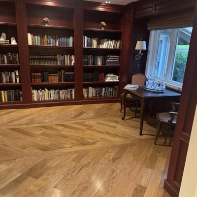 Sale Photo Thumbnail #100