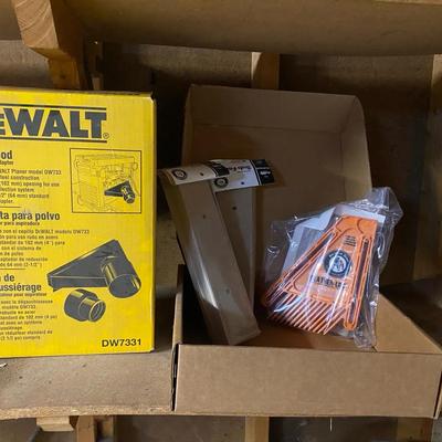 DEWALT DW7331 Dust Hood & Profence Sub Fences Model SF100 & Bench Dog Feather-Loc Featherboard 