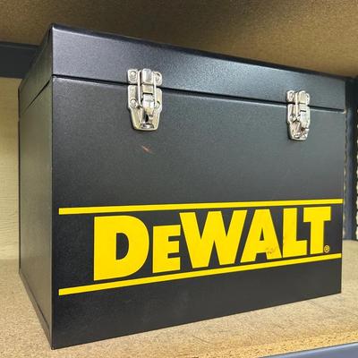 Dewalt DW364 7.25” Circular Saw In Case 