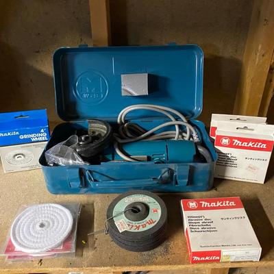 Makita 4” Corded Electric Angle Grinder Set & Extra Grinding Wheels