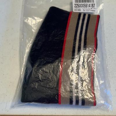 (New) Burberry Black Wool Icon Stripe Woven Kids 4-6 Beanie