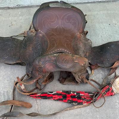 Vintage Tooled Leather Western Saddle 