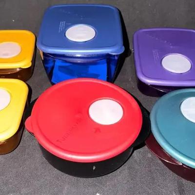 Tupperware Microwave Storage Container Lot – Assorted Sizes & Colors – Vented Lids