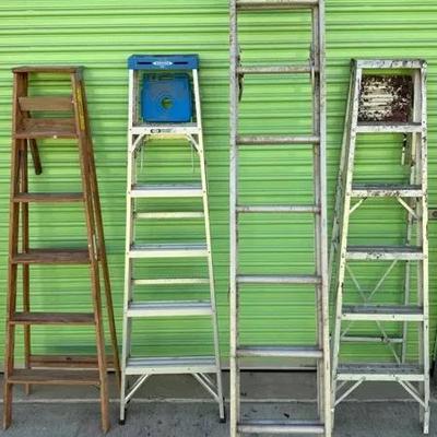 Lot of 4 vintage ladders & step stools. Wood-aluminum mixed set
