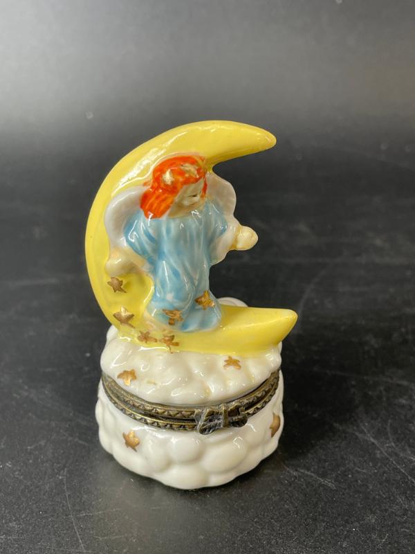 Sale Photo Thumbnail #364