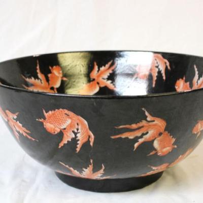 Sale Photo Thumbnail #12: Early 20th C. Apocryphal Ming Dynasty Hand Painted Porcelain Serving Bowl