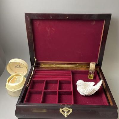 Sale Photo Thumbnail #247