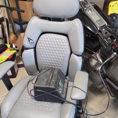 Sale Photo Thumbnail #25