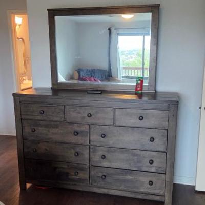 Sale Photo Thumbnail #22