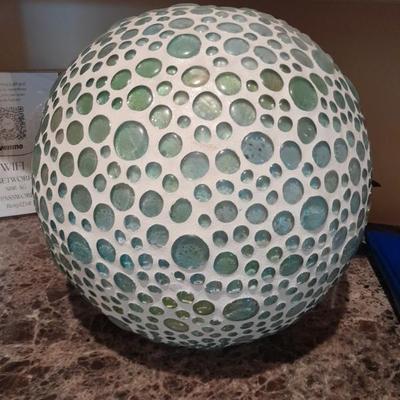 Sale Photo Thumbnail #6: Doug Kurtz sculpture approximately 36 inch circumference