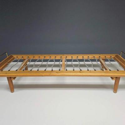 Sale Photo Thumbnail #15: Hans.Wegner