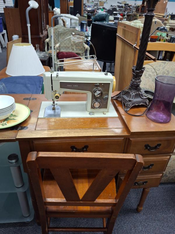 Sale Photo Thumbnail #146