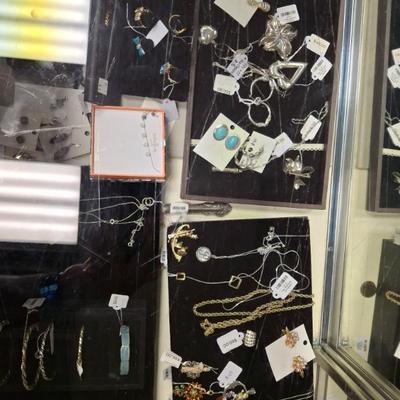 Sale Photo Thumbnail #17