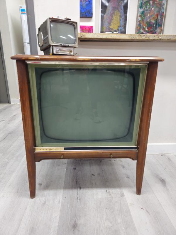 Sale Photo Thumbnail #167