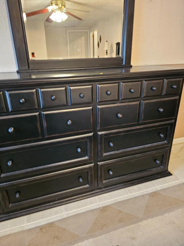 Sale Photo Thumbnail #142