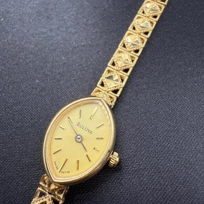 14K Gold Vintage Ladies Bulova Watch - Oval Face - Filigree Bracelet Band