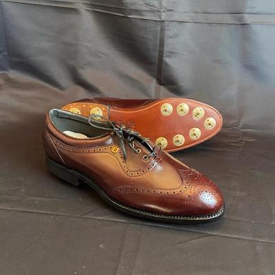 FootJoy Classics Men’s Golf Shoes Size 9 - Burgundy Calfskin Leather Wingtip - USA