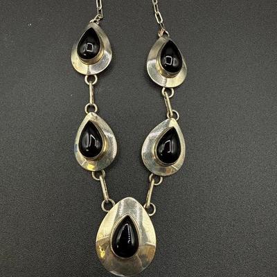 Sale Photo Thumbnail #598