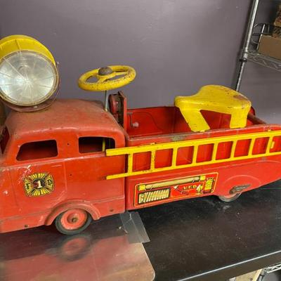 MARX Ride-on Firetruck