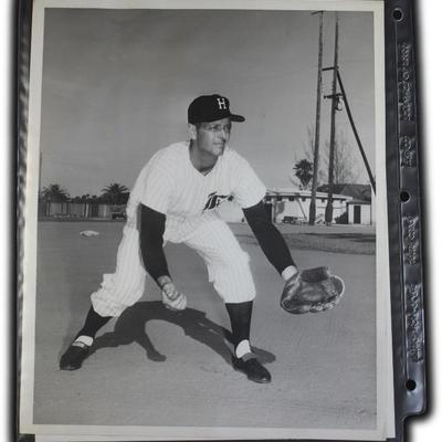 Sale Photo Thumbnail #166