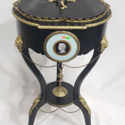 Sale Photo Thumbnail #2