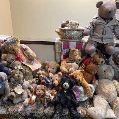 Vintage Collection of Artisan & Limited Edition Teddy Bears