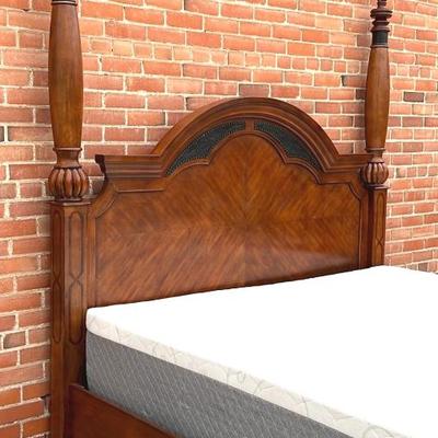 Sale Photo Thumbnail #44