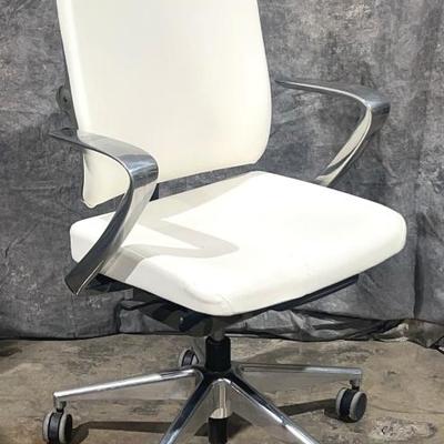 Sale Photo Thumbnail #162