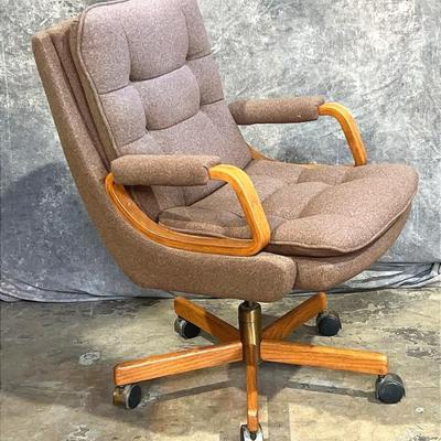 Sale Photo Thumbnail #108