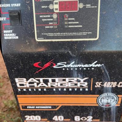 Schumacher Battery Car Automobile Charger Engine Starter - Untested