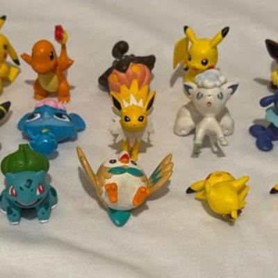 Pokémon Miniature Figures Lot