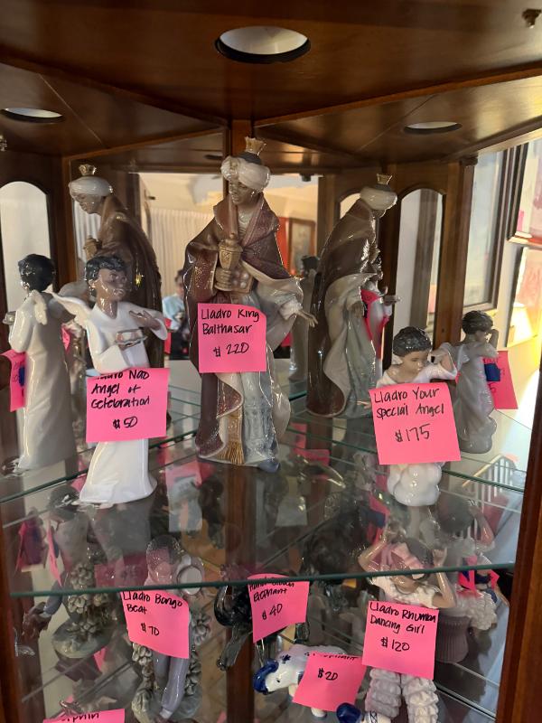 Sale Photo Thumbnail #33