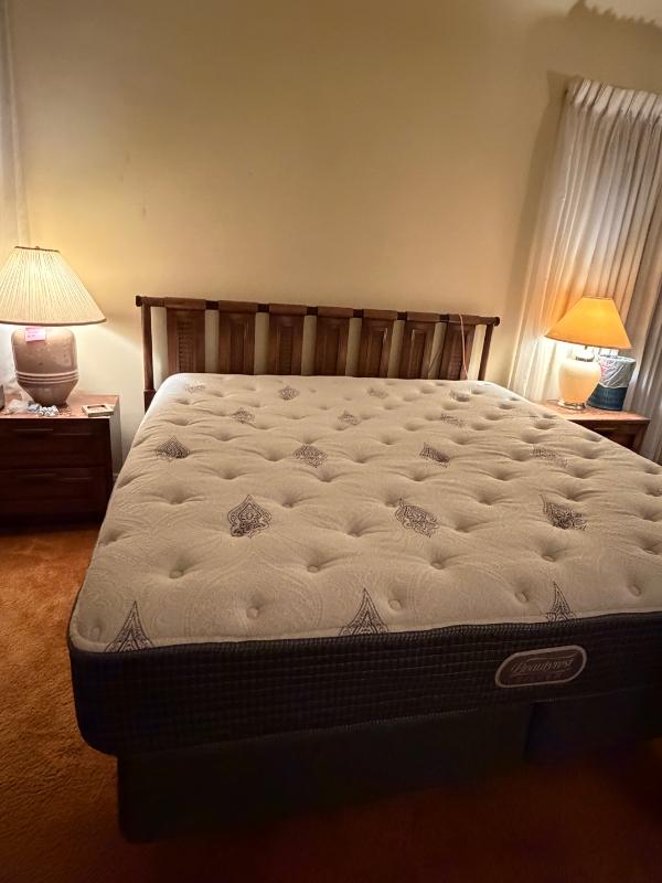 Sale Photo Thumbnail #50