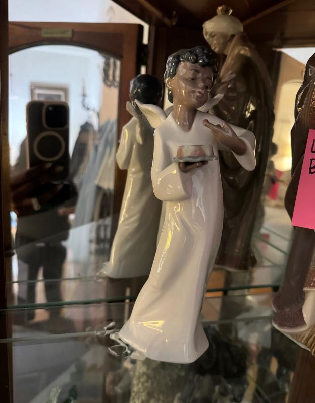 Sale Photo Thumbnail #57