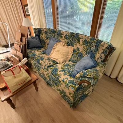 Sale Photo Thumbnail #99