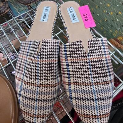 Sale Photo Thumbnail #329